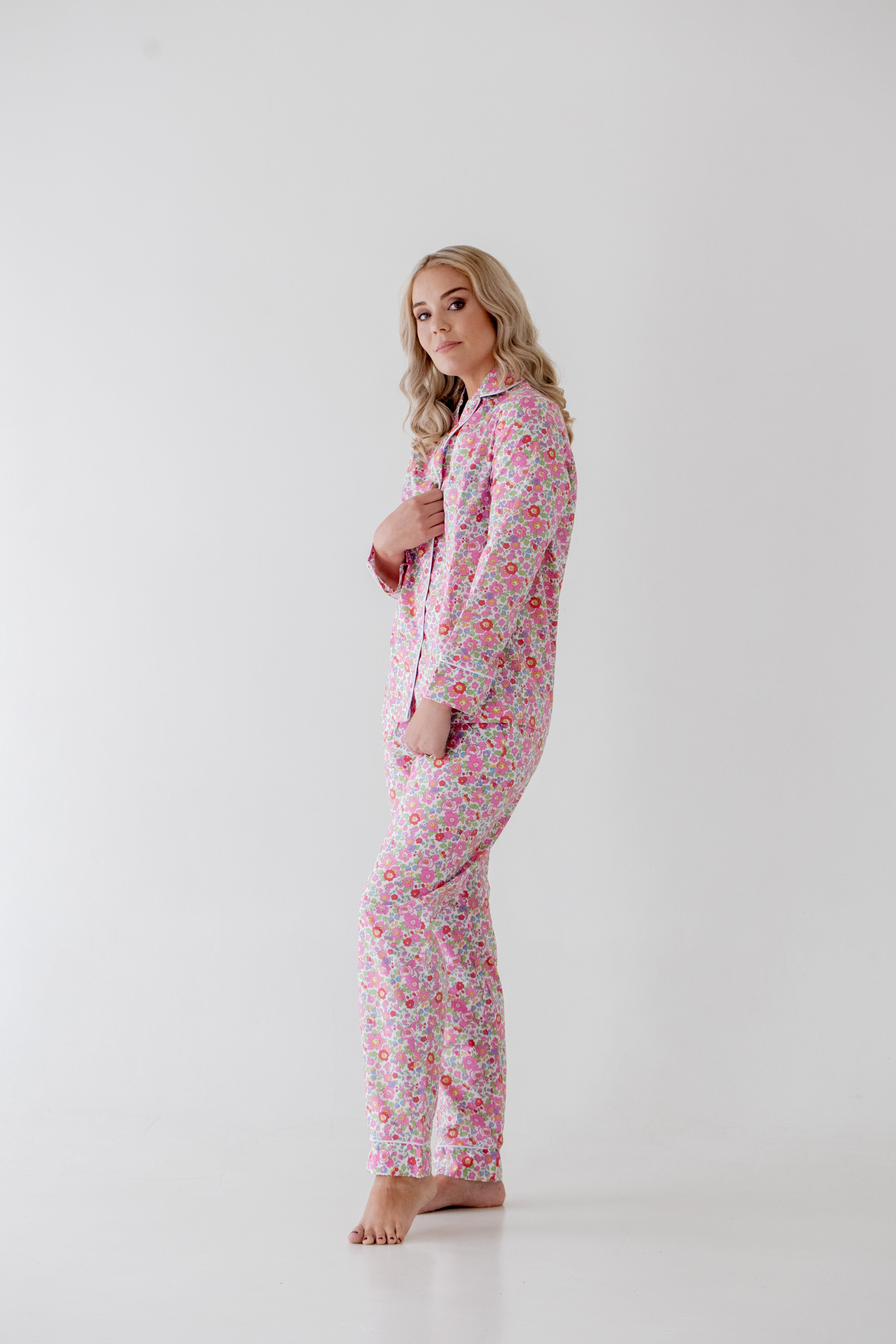 Liberty-Betsy Womens Pink