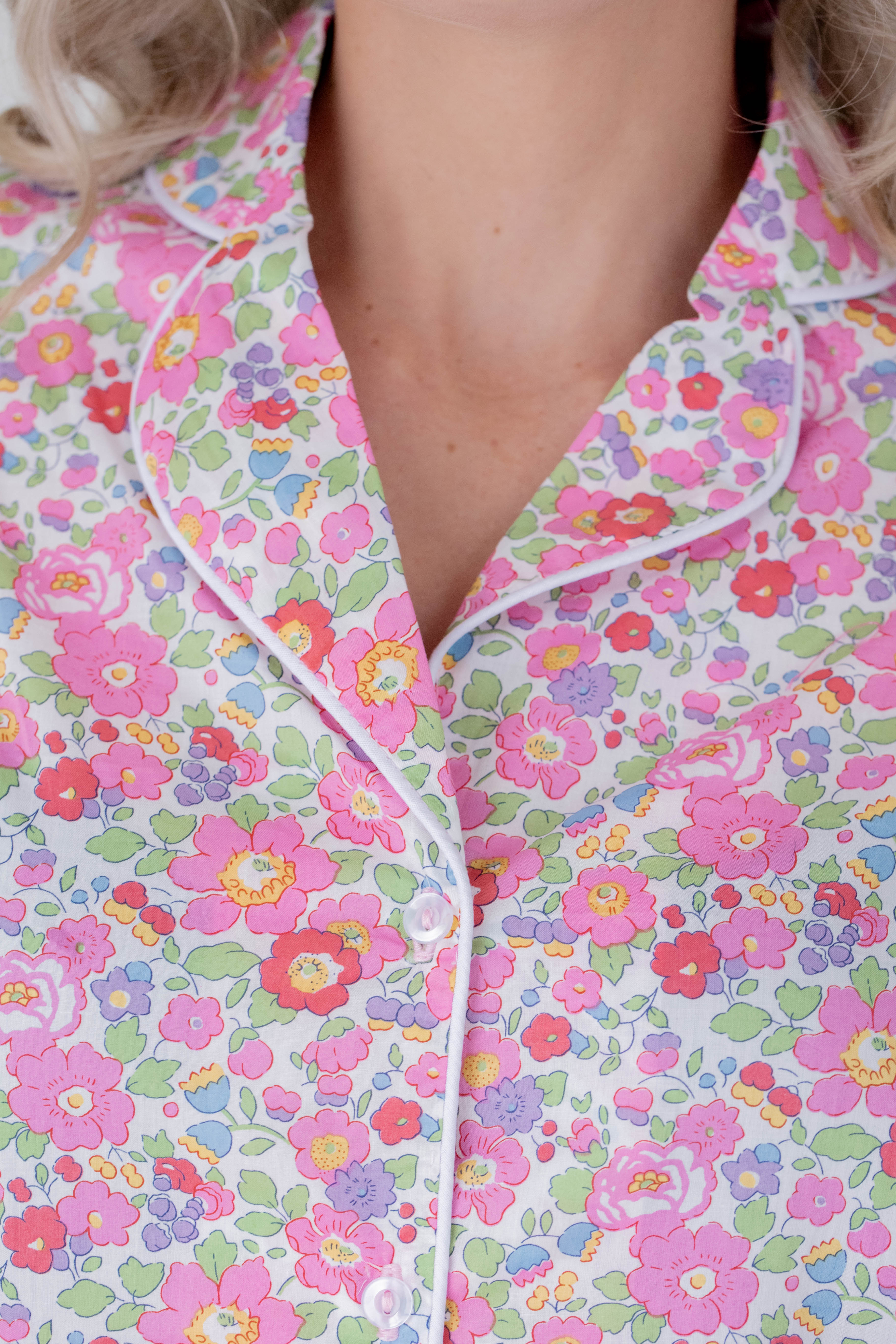 Liberty-Betsy Womens Pink