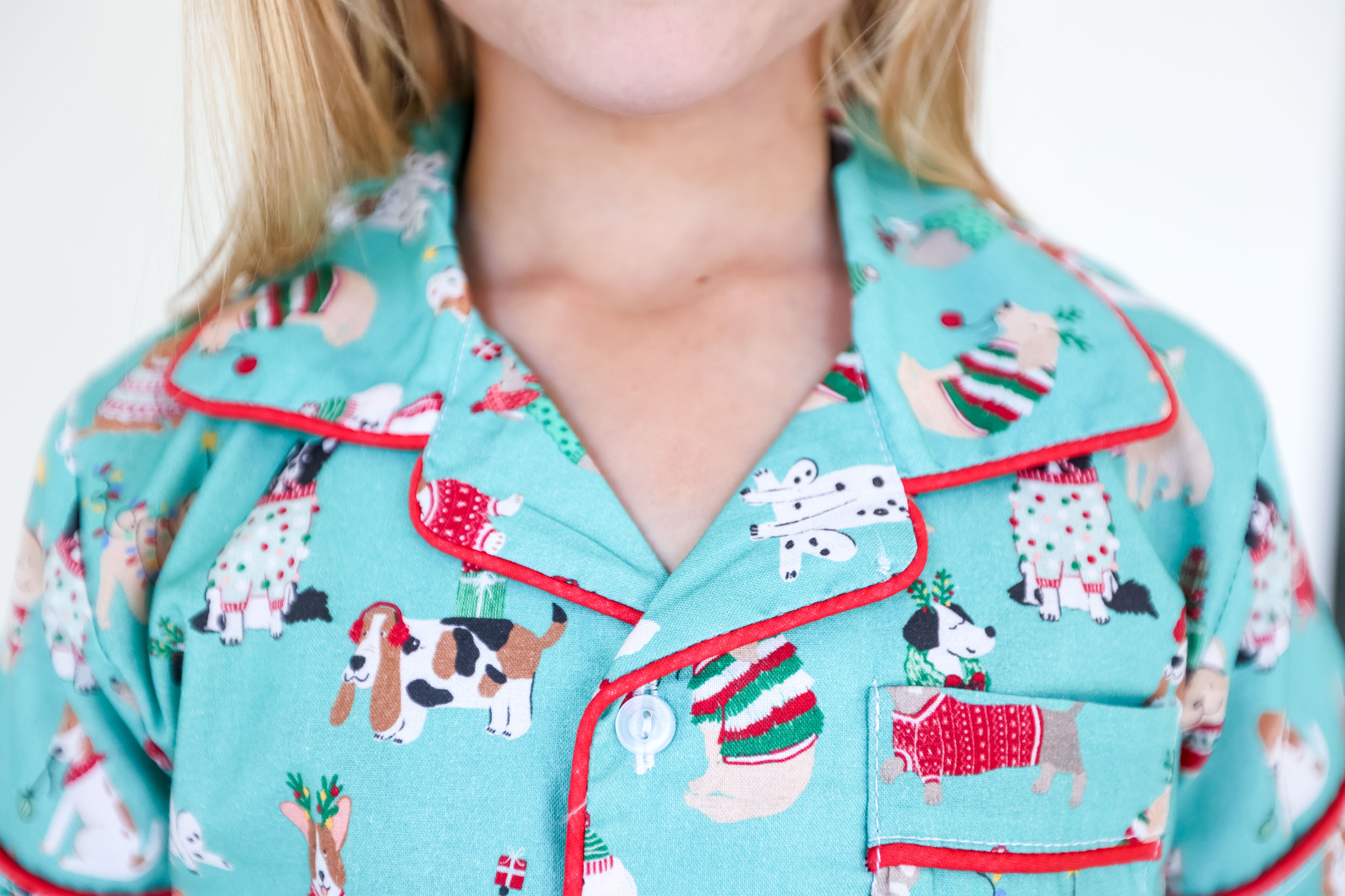 Howliday Hounds-Green (Girls)